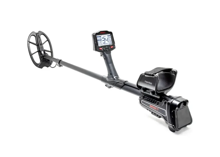 Nokta IMPACT metal detector