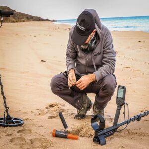 Find the Best Deep Gold Detectors for Sale